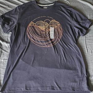 Men's Old Navy Graphic XL T-Shirt